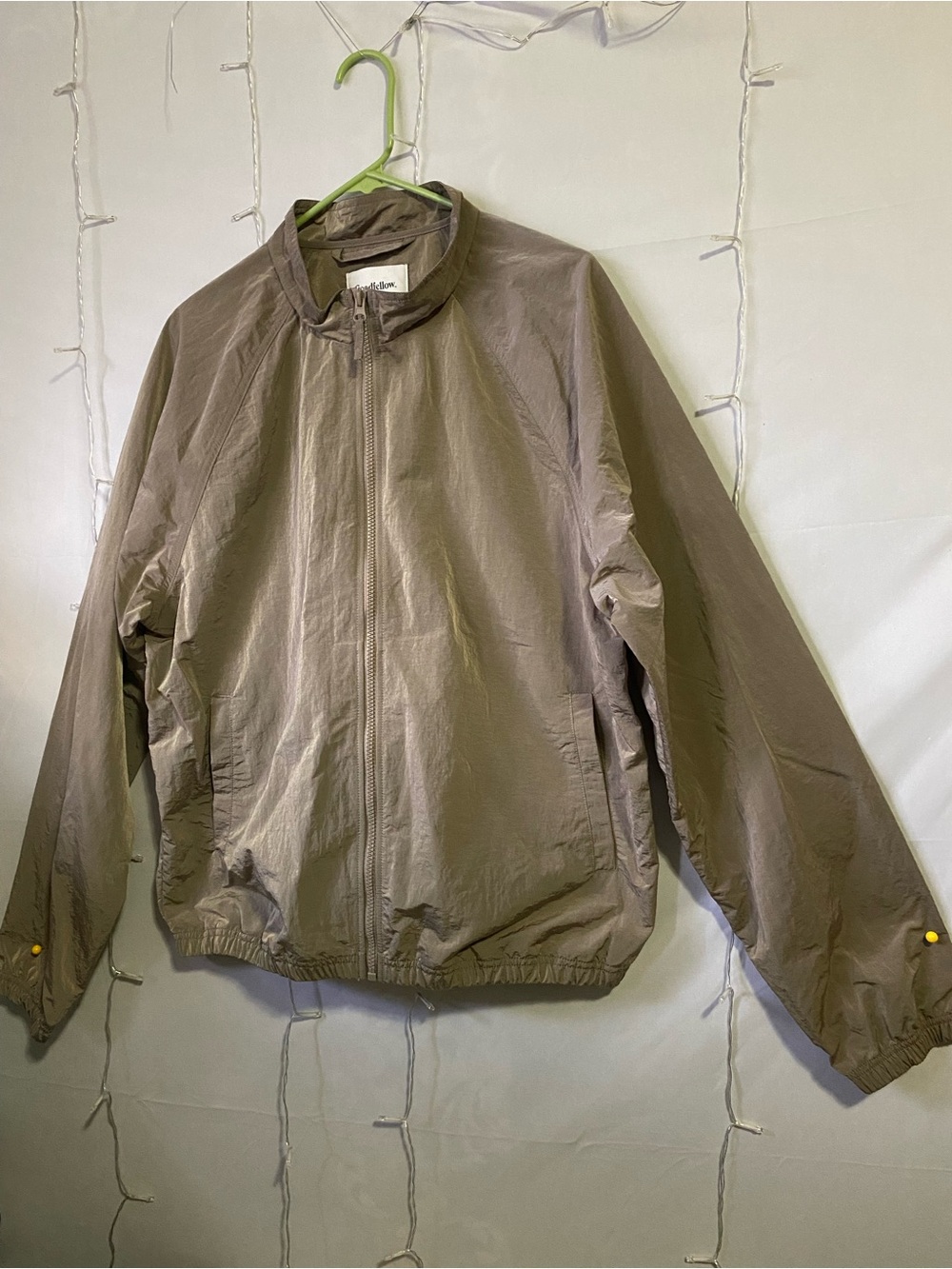Goodfellow & Co Men's Lightweight Windbreaker in Taupe